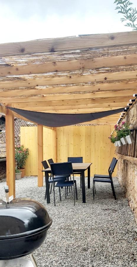 Sharecroppers Cottage With Swimming Pool Pagéas Exterior foto